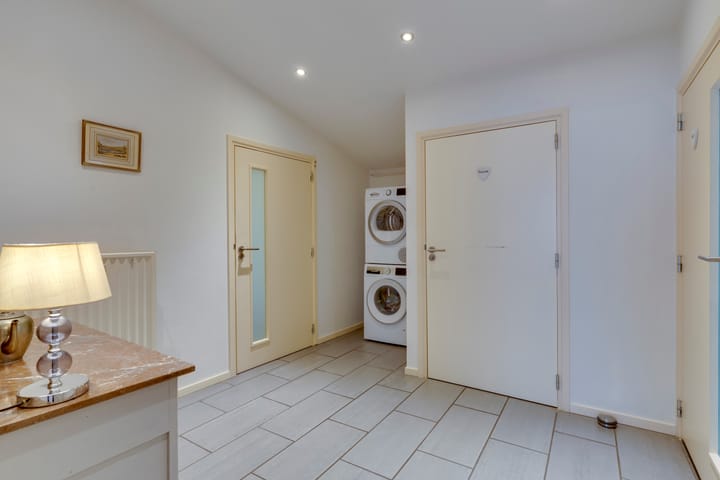 Photo 15 of Ambyerstraat Noord 94-A