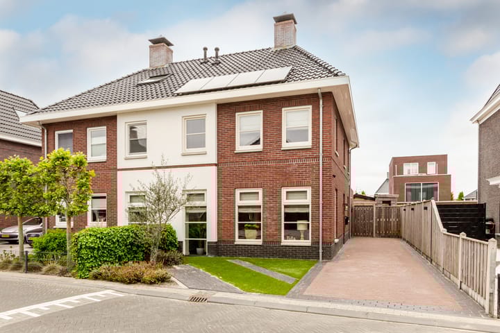 Foto 1 van Zeepkruidstraat 120