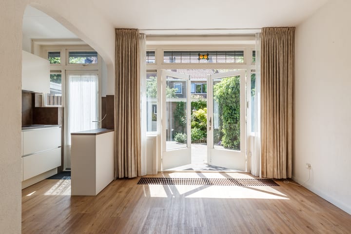 Foto 2 van Van Meursstraat 34