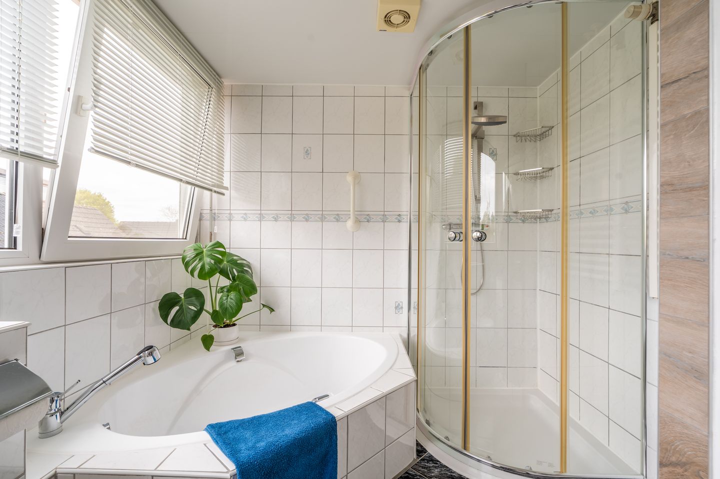 Foto 59 van Hoefsmederij 24