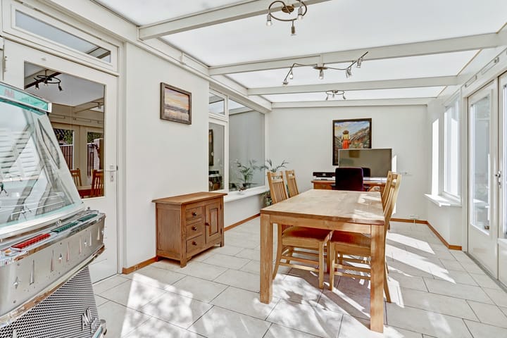 Foto 19 van De Voren 8