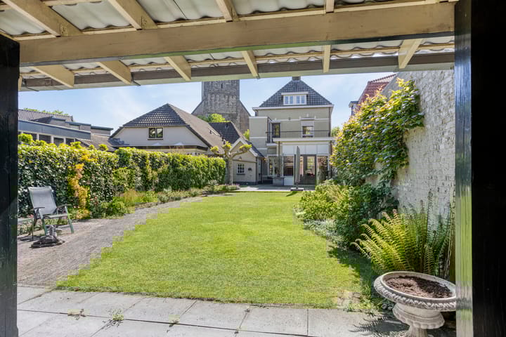 Foto 49 van Beekstraat 16