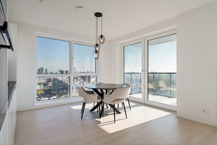 Foto 15 van Waldorpstraat 1772