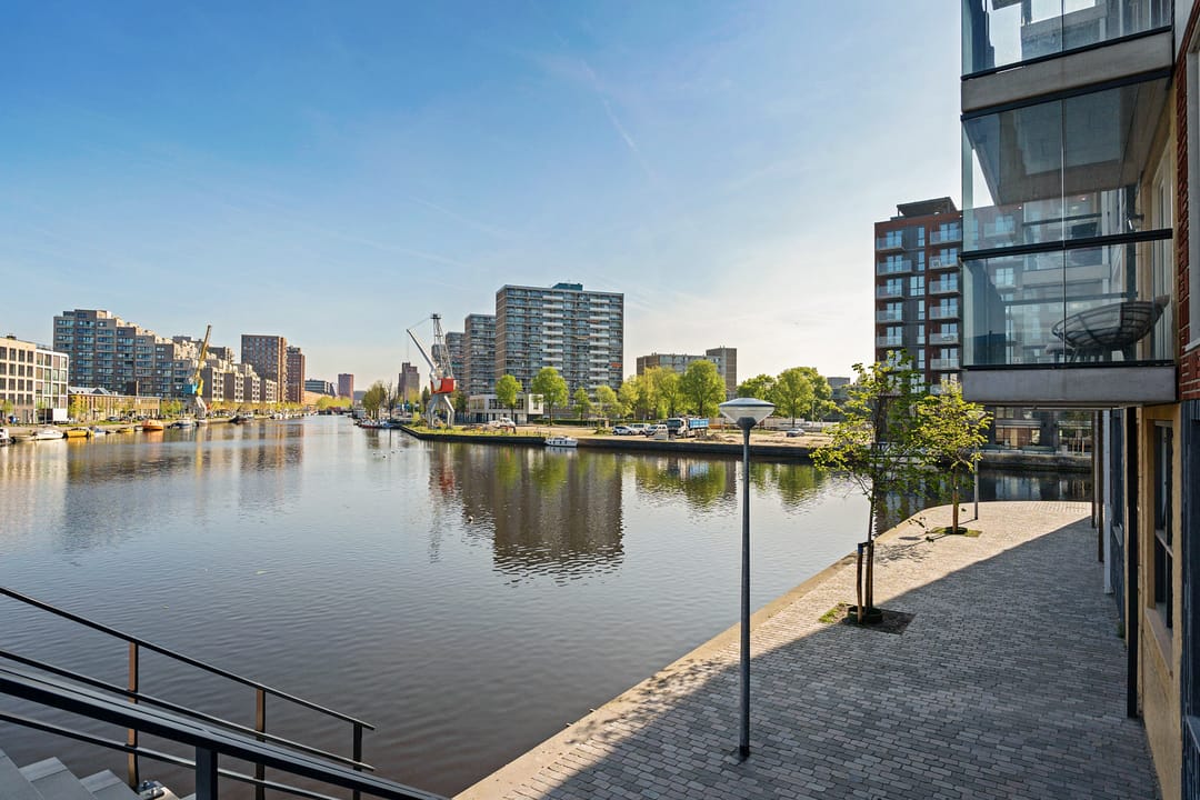 Foto 41 van Waldorpstraat 1772