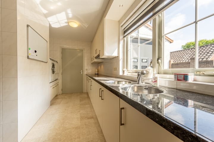 Foto 26 van Karel Doormanstraat 62