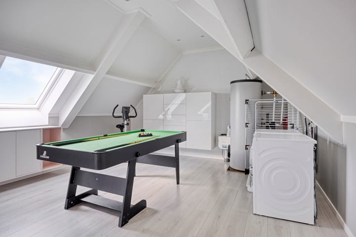 Photo 37 of Bernhardweg 34