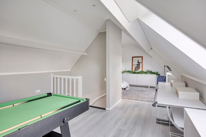 Photo 38 of Bernhardweg 34