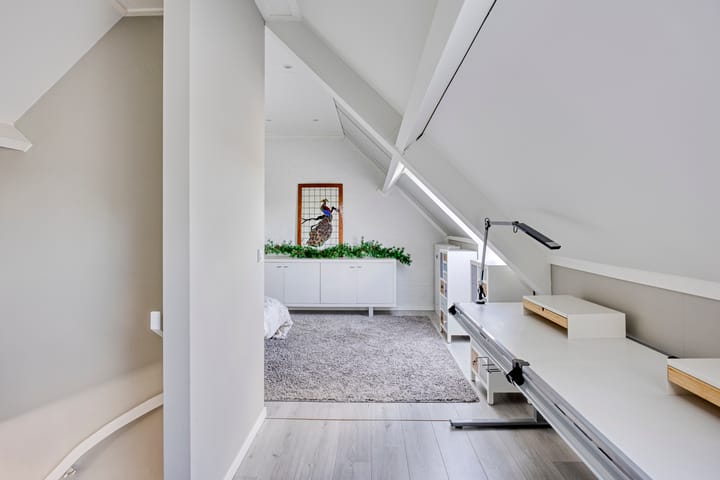 Photo 39 of Bernhardweg 34