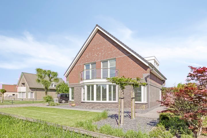 Photo 42 of Bernhardweg 34