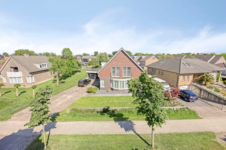 Photo 43 of Bernhardweg 34