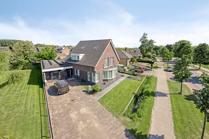 Photo 44 of Bernhardweg 34