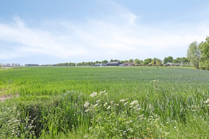 Photo 46 of Bernhardweg 34