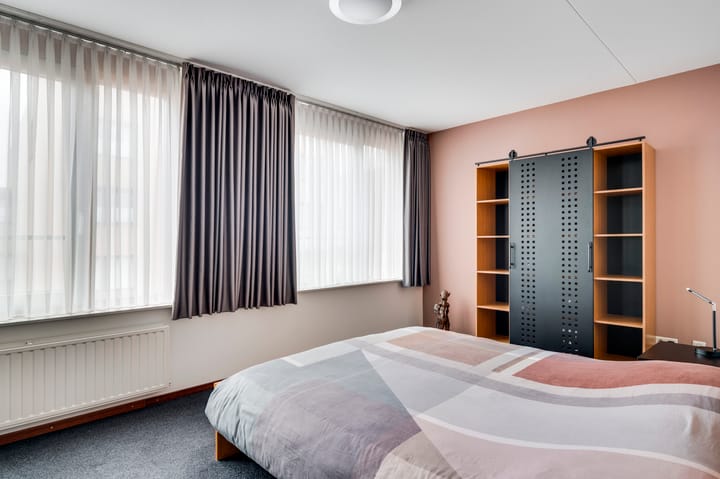 Foto 12 van Bellefroidlunet 41-F