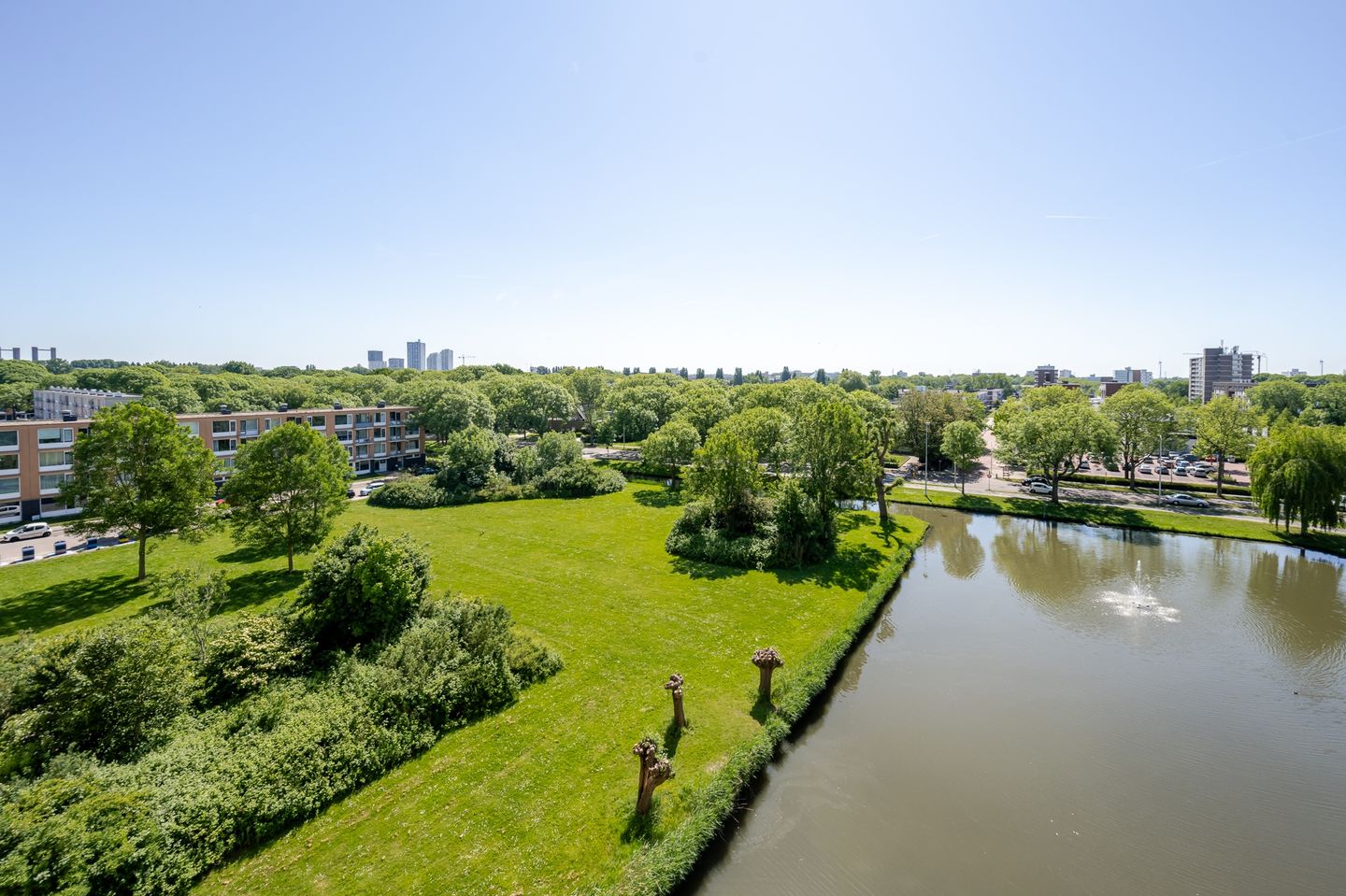 Photo 35 of Akeleistraat 28-E