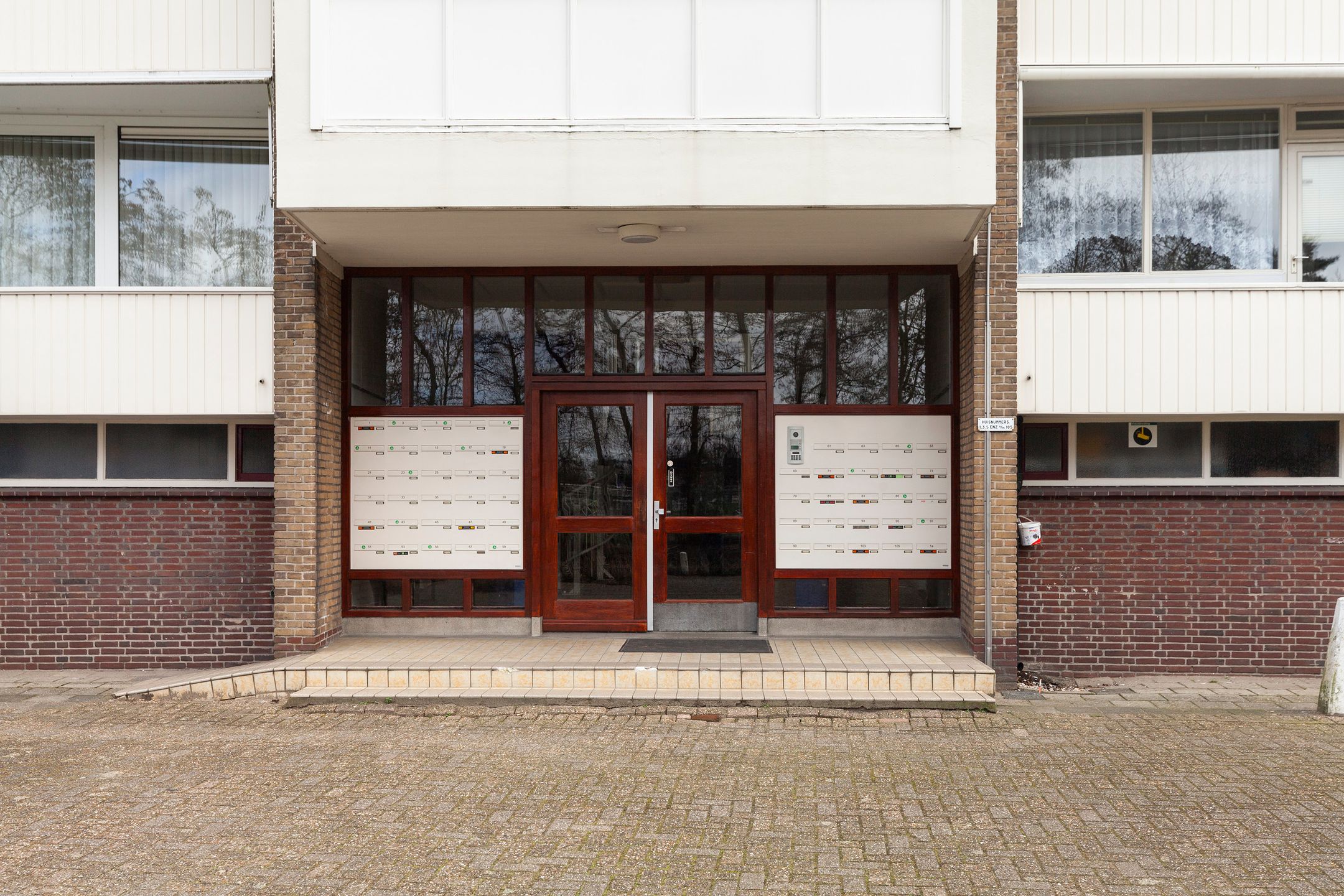 Photo 6 of Burgemeester A. van Walsumlaan 23