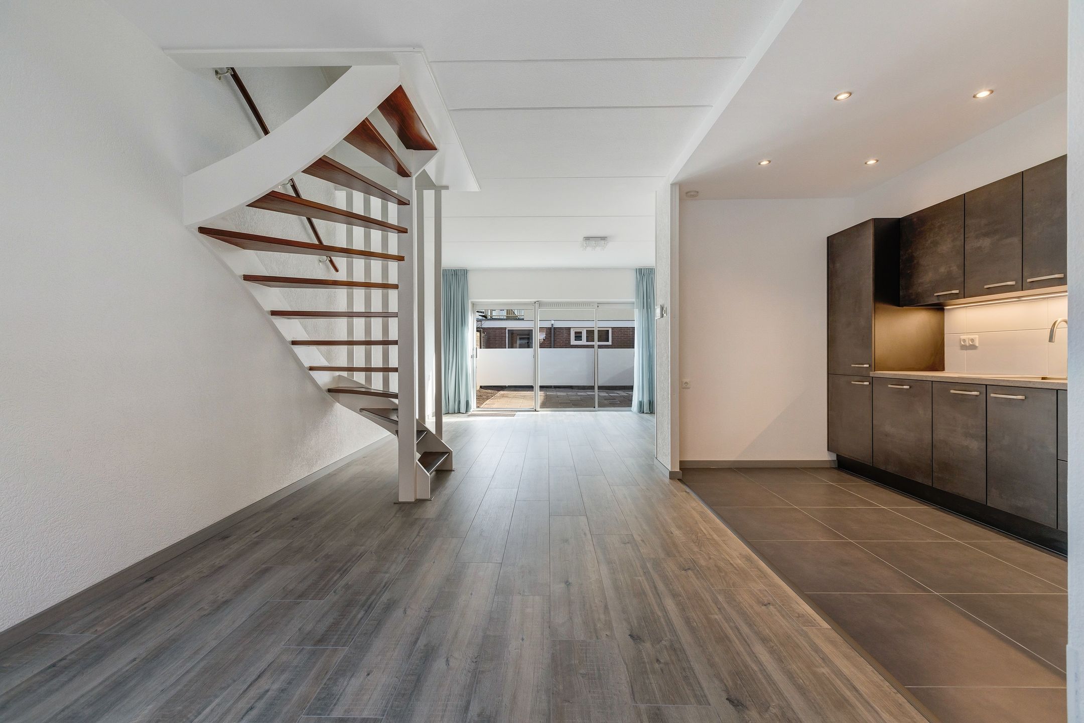 Foto 15 van Prinses Irenelaan 35