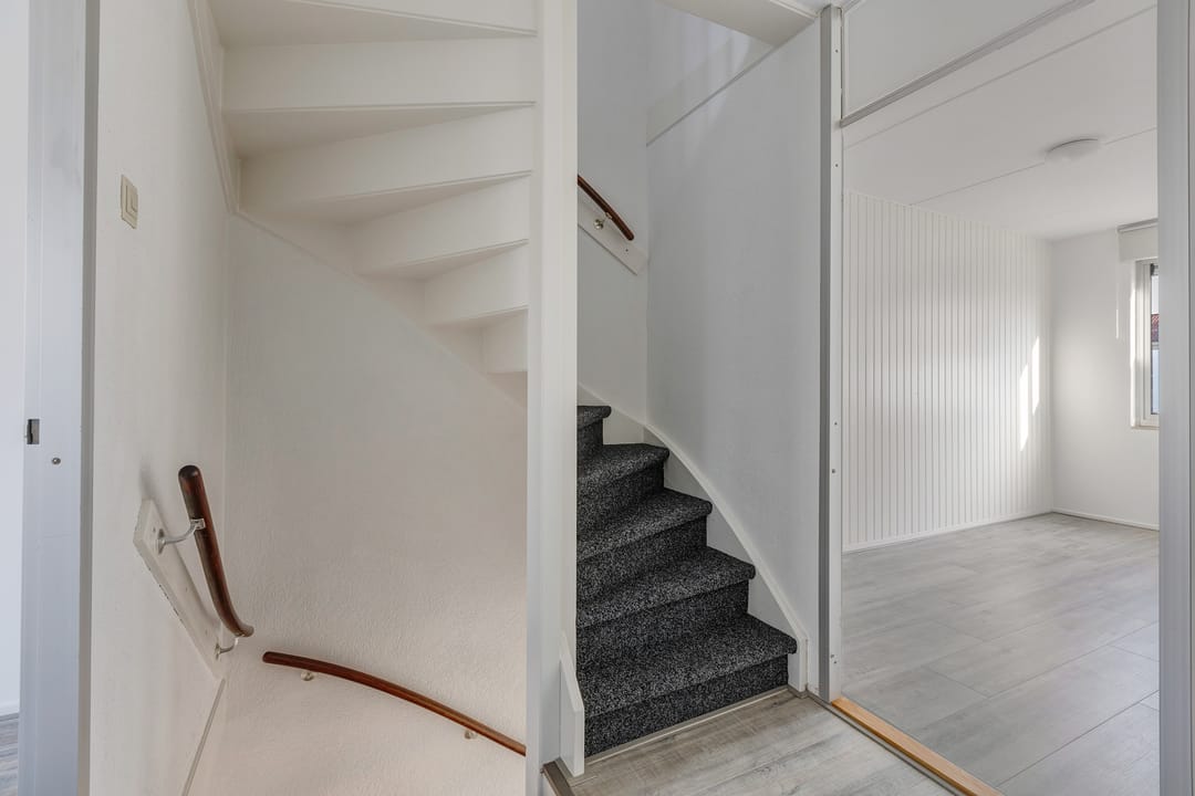 Foto 23 van Prinses Irenelaan 35