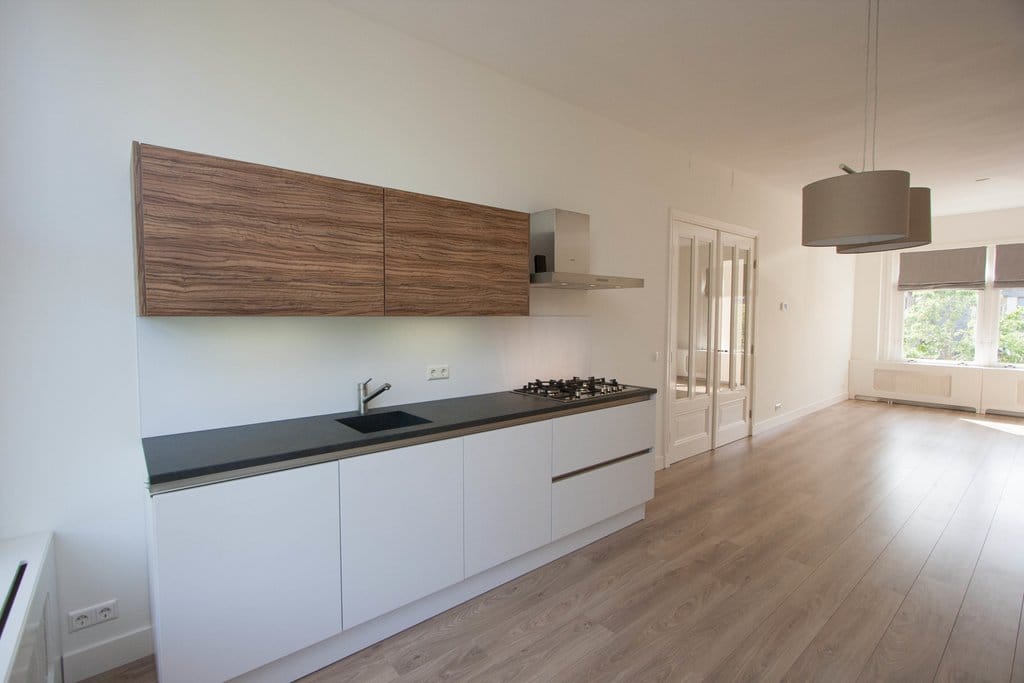 Photo 10 of Abeelstraat 57