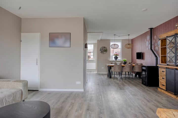 Foto 12 van Struikheidestraat 9