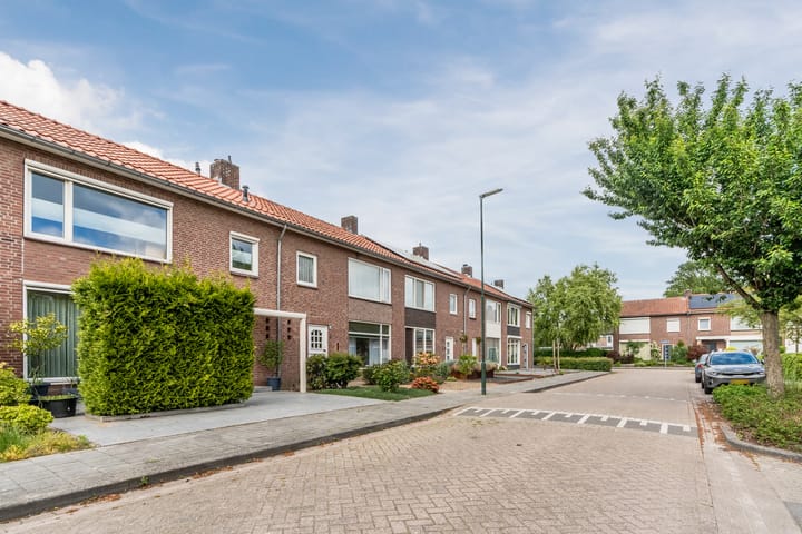 Foto 2 van Pegasus 10