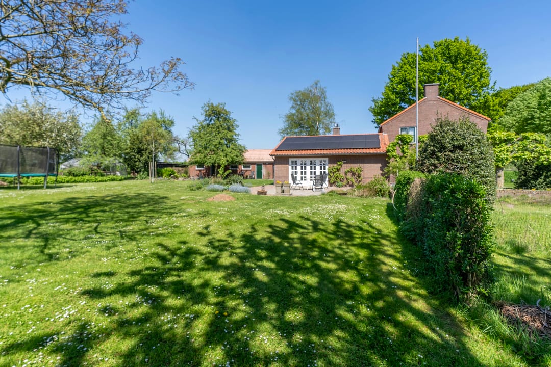 Photo 2 of Zandstraat 4