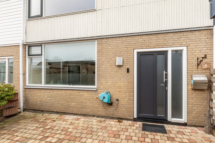 Foto 12 van Delta 18