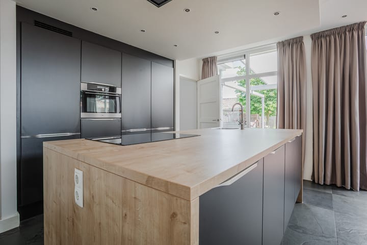 Foto 13 van Vondelstraat 9