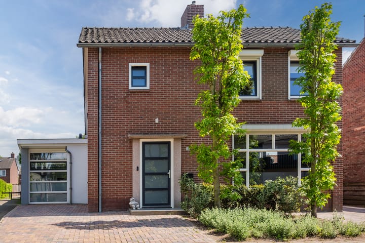 Foto 2 van Vondelstraat 9