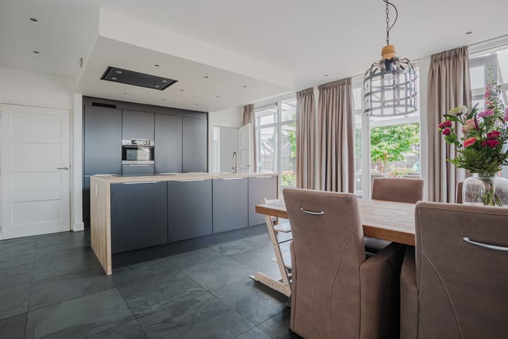 Foto 10 van Vondelstraat 9