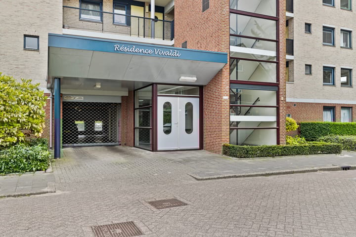 Foto 6 van Serenadelaan 103