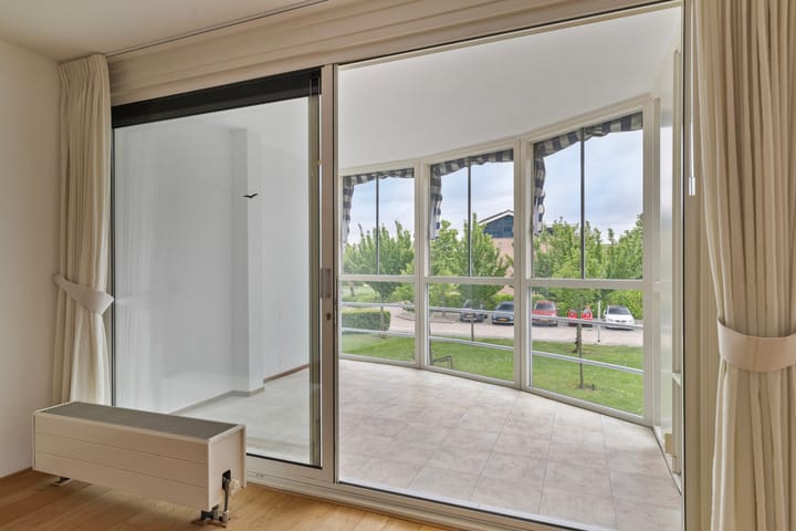 Foto 12 van Serenadelaan 103