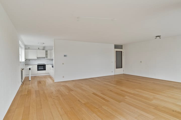 Foto 19 van Serenadelaan 103