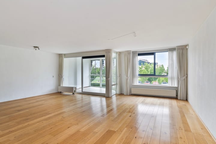 Foto 23 van Serenadelaan 103