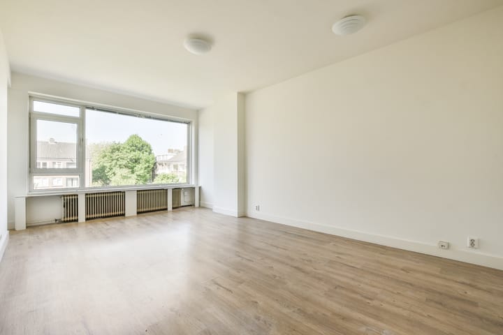 Foto 2 van Valkenstein 98-3