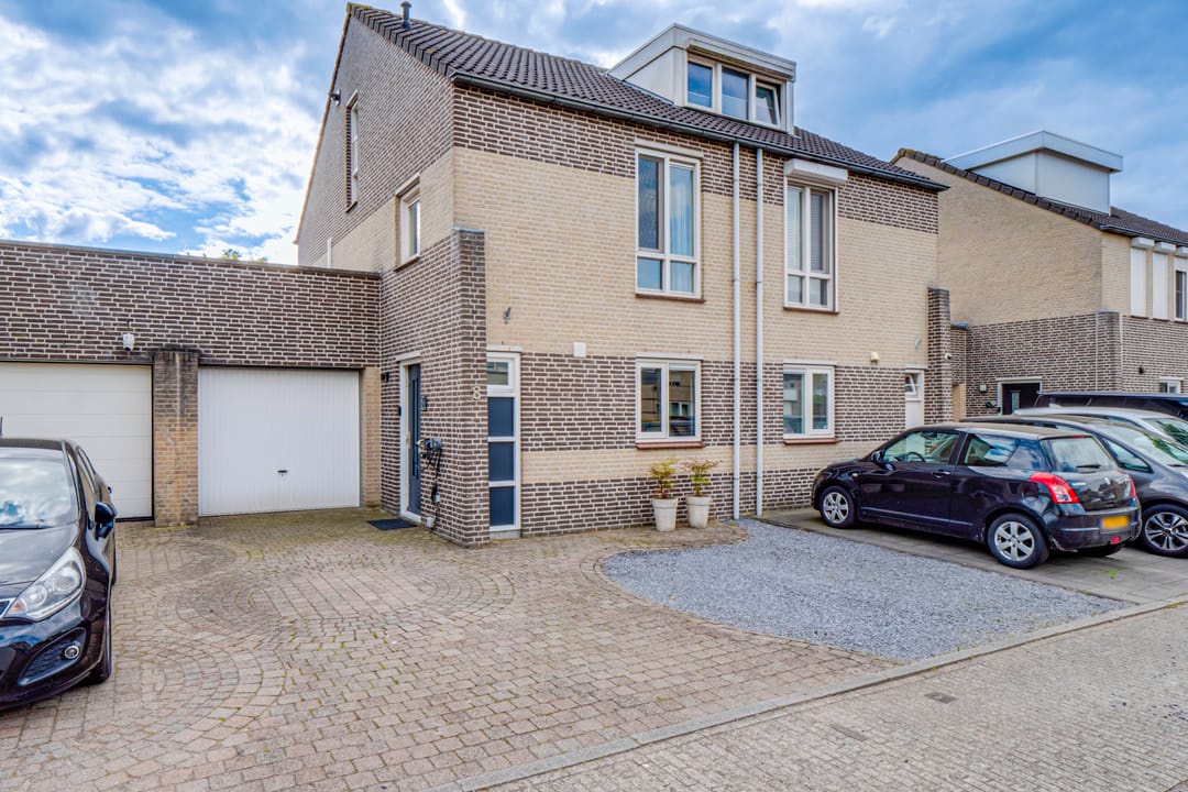 Foto 1 van Kaardebol 8