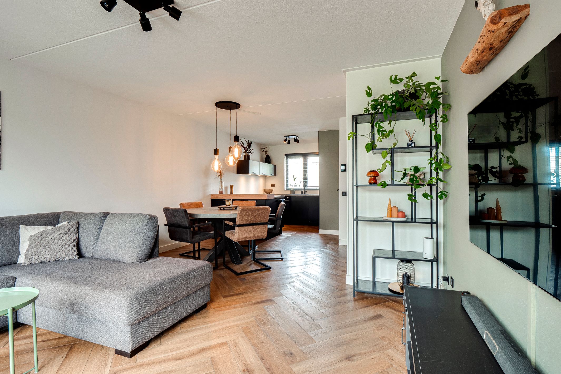 Foto 9 van Kaardebol 8