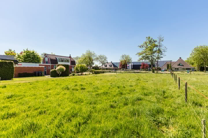 Foto 14 van Kerkewal 64