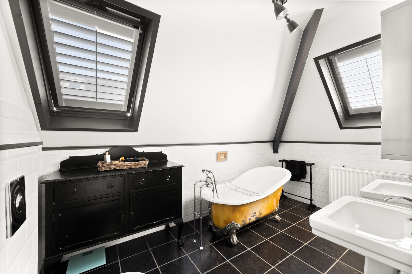 Photo 35 of Aendijkestraat 31