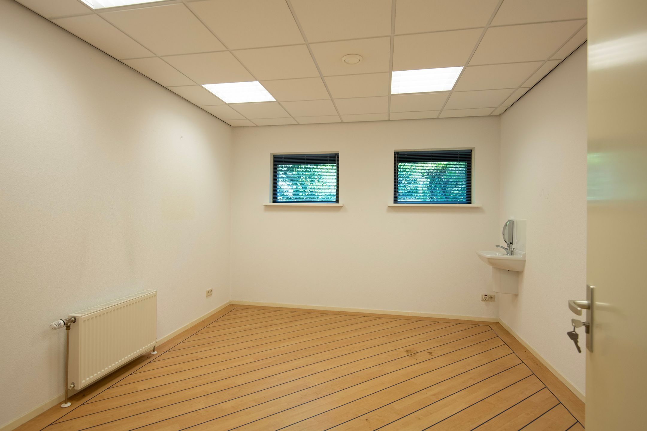 Foto 24 van Dr L E van Hoornlaan 16