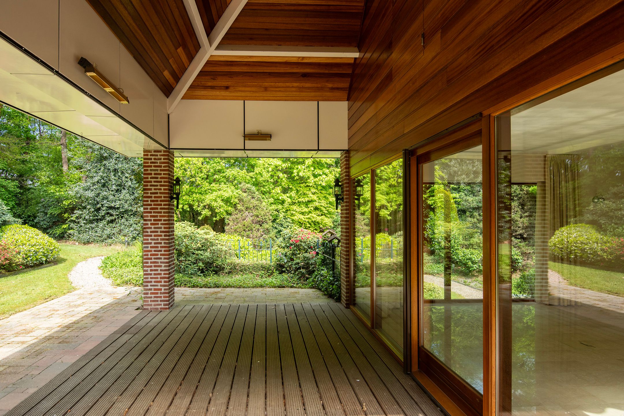 Foto 30 van Dr L E van Hoornlaan 16