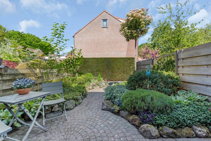 Foto 3 van Zwinglilaan 26