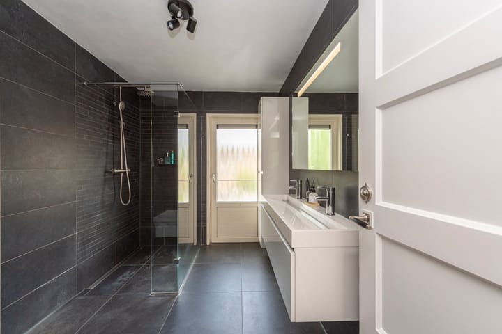 Foto 28 van Leenherenstraat 29