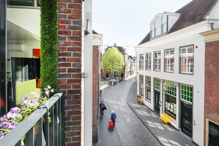 Photo 8 of Kruisstraat 11