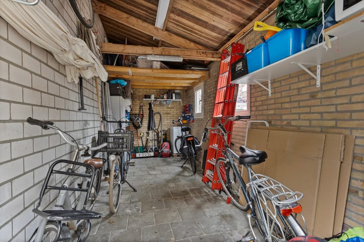 Foto 24 van President Kennedylaan 39