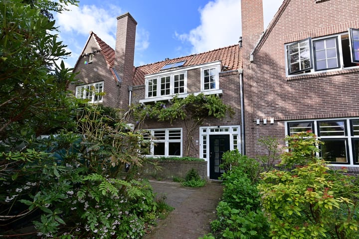 Koninginneweg 6