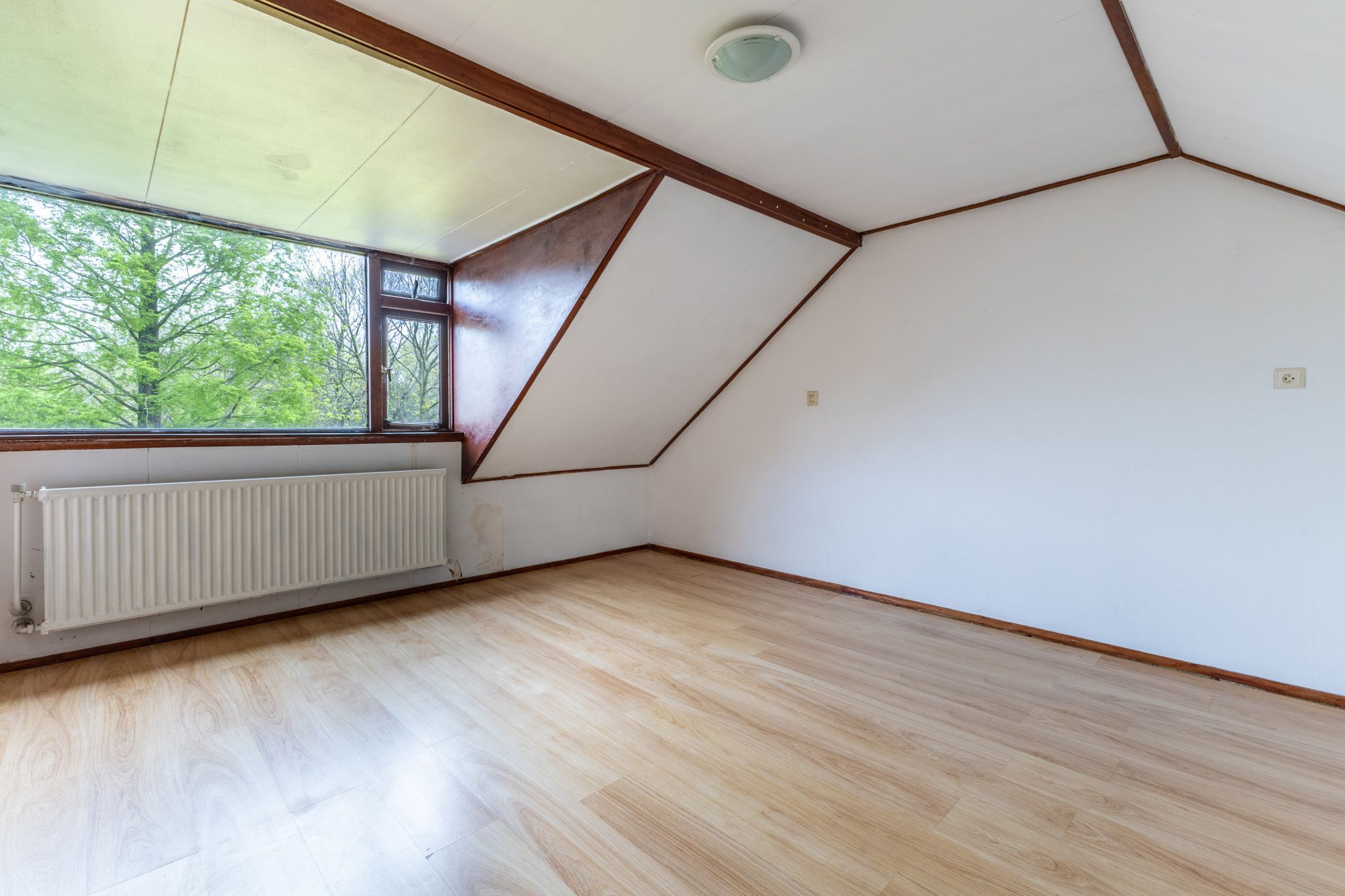 Foto 36 van Bristolroodstraat 136