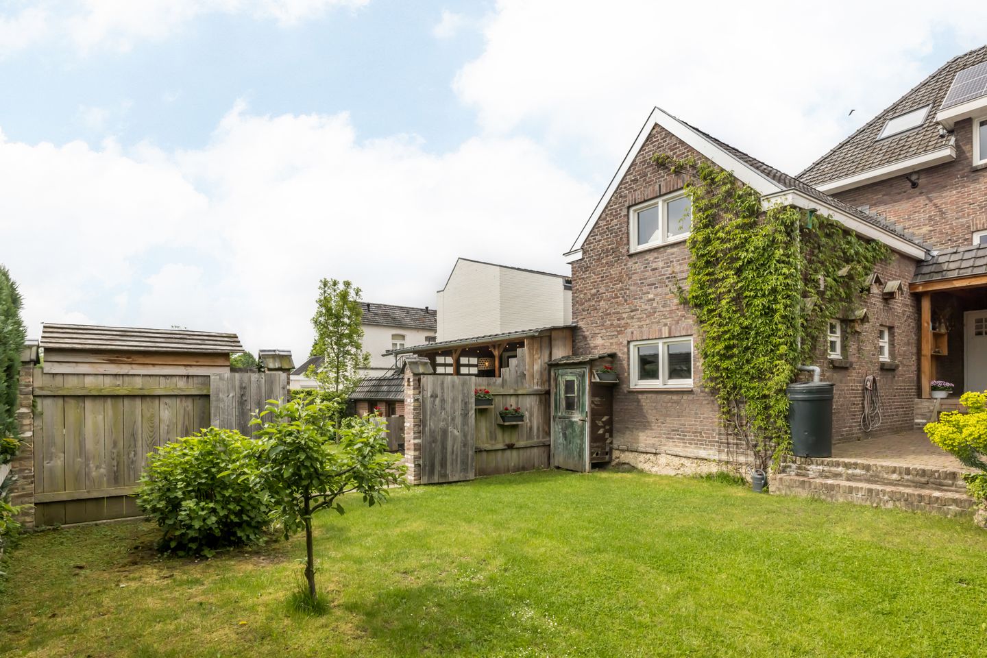 Photo 44 of Wilhelminastraat 17