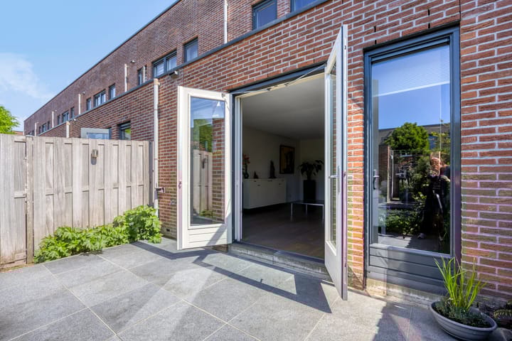 Foto 12 van Kooikerstraat 58