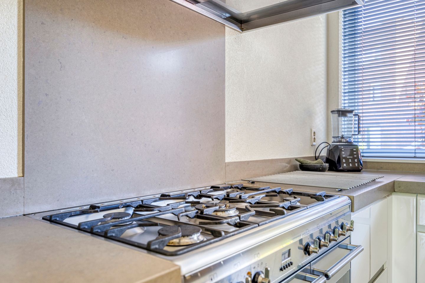 Photo 20 of Kooikerstraat 58