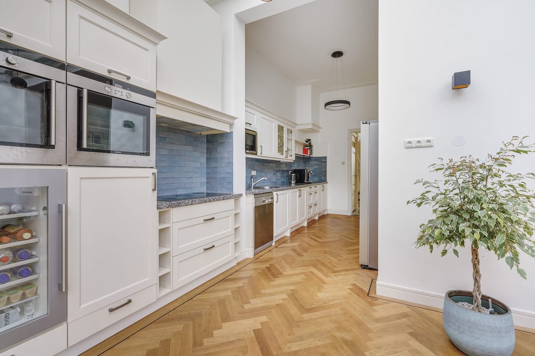 Photo 11 of Willemstraat 81